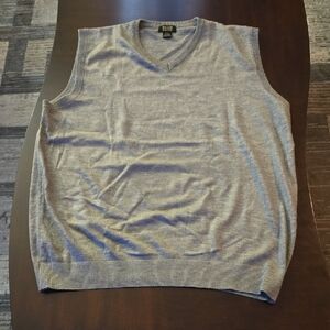 TRUST Men's V-Neck Gray Sweater Vest